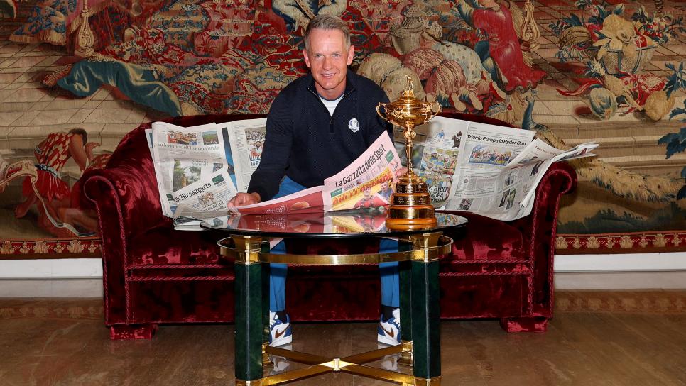 ROME, ITALY - OCTOBER 02: The captain of the European Ryder Cup team, Luke Donald reading the morning newspapers at the Cavalieri Hilton on October 02, 2023 in Rome, Italy. (Photo by Andrew Redington/Getty Images)